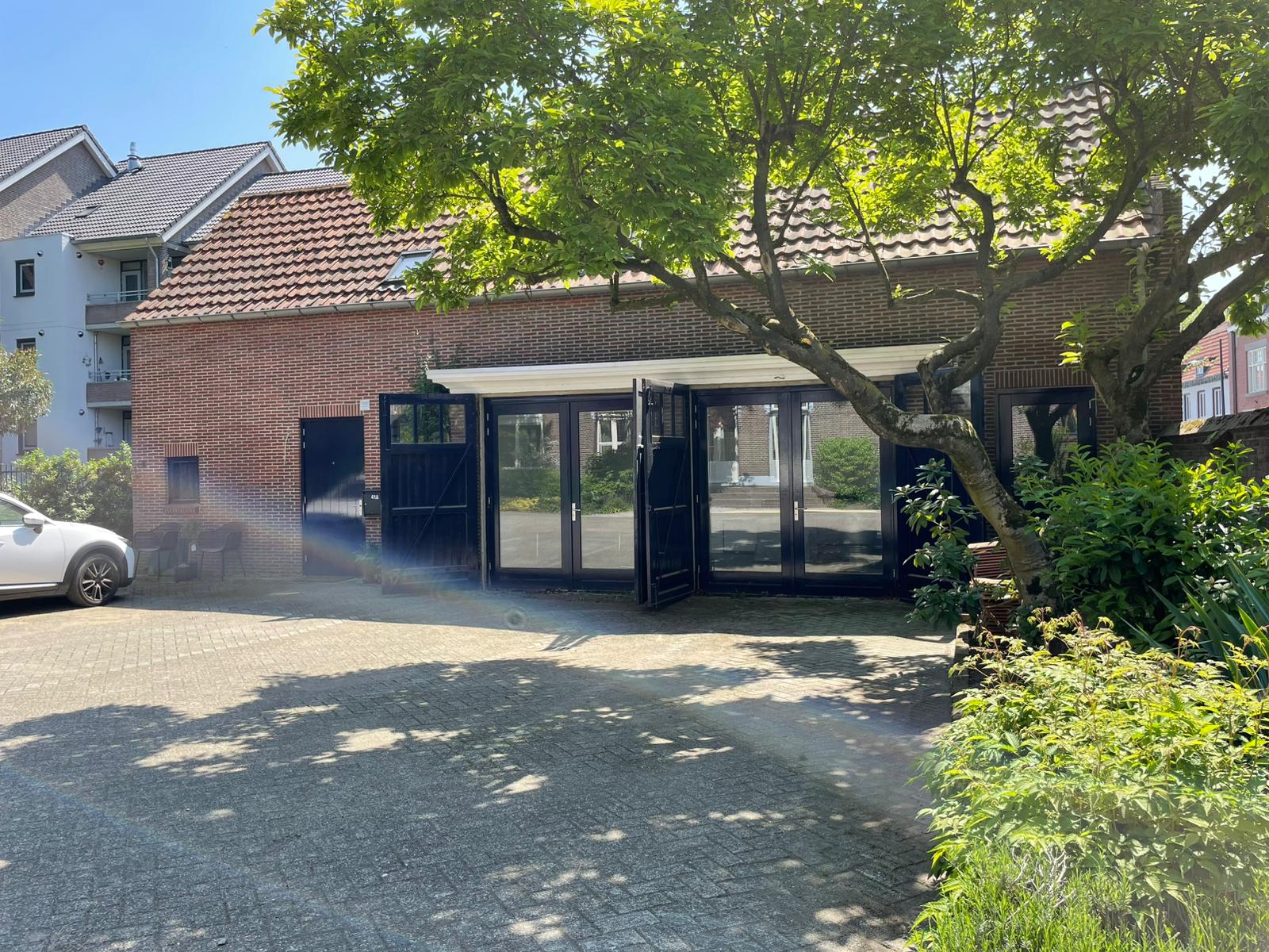 Bedrijfsruimte(1)